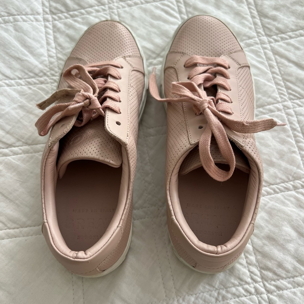 Greats Royale Blush Pink Leather Low Top tennis shoes. Size US9